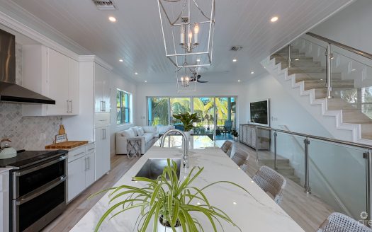 TURNBERRY VILLAS, CRYSTAL HARBOUR