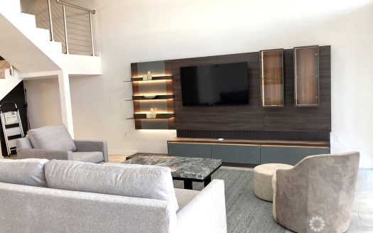 BAHIA – UPGRADED & FURNISHED