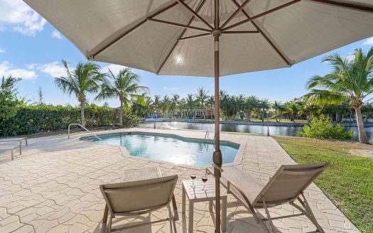 SUNRISE LANDING CANAL FRONT FAMILY HOME