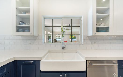 NELSON QUAY 56, WATERFRONT HOME