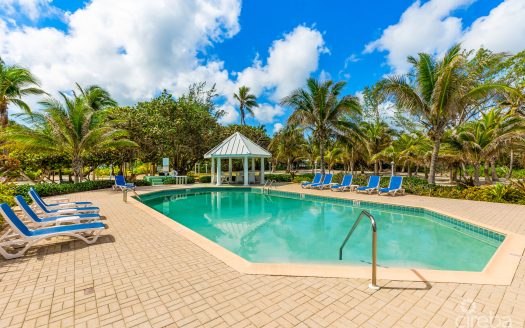 ON THE BAY 208, NORTH SIDE CONDO