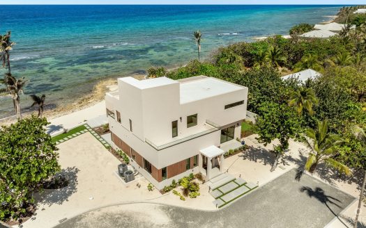 HALCYON POINT – EXPERIENCE  LUXURY FIRSTHAND