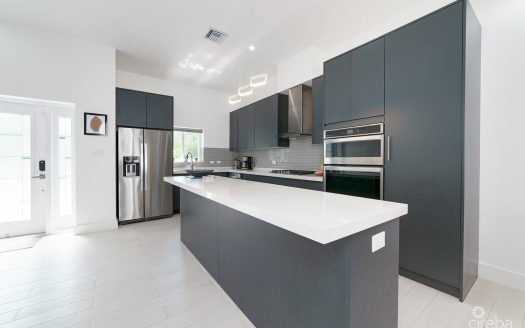 MOTIVATED SELLER MANTRAS 2 BEDROOM