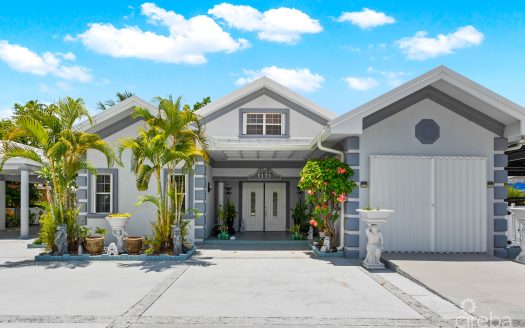 SINGLE FAMILY GEM IN NORTH SOUND ESTATES