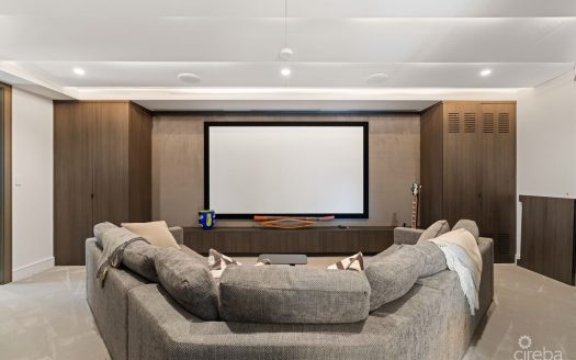 RITZ-CARLTON DECKHOUSE 9