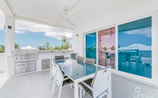 BRITANNIA ESTATES FAMILY HOME SEVEN MILE BEACH CORRIDOR