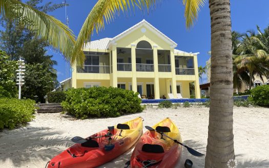 HIDDEN TREASURE OCEANFRONT ESTATE HOME