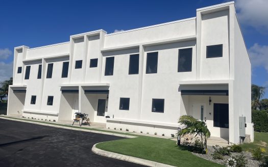 LAVANIA COURT – GATED – LARGE 2 BED 2.5 BATH TOWNHOMES