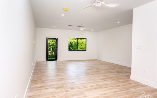 LAVANIA COURT – GATED – LARGE 2 BED 2 BATH TOWNHOMES