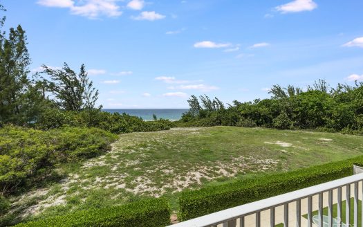 PARADISE POINT | 3-BED, 2.5-BATH OCEANFRONT TOWNHOUSE | WEST BAY