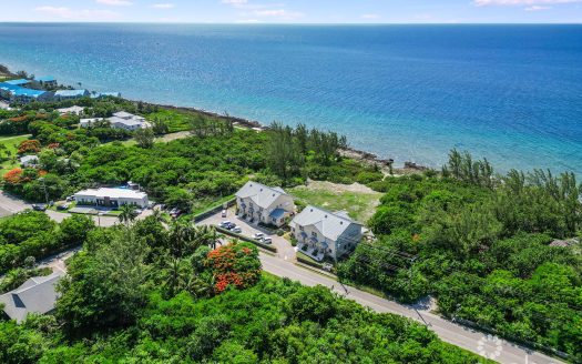 PARADISE POINT | 3-BED, 2.5-BATH OCEANFRONT TOWNHOUSE | WEST BAY