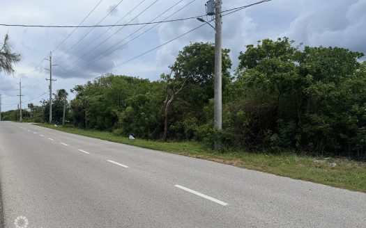 RUM POINT DRIVE LARGE LOT 30