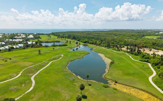 BRITANNIA LIONS COURT #324 – ELEGANT 3-BEDROOM CORNER UNIT | 2,100 SQFT | GOLF COURSE VIEWS