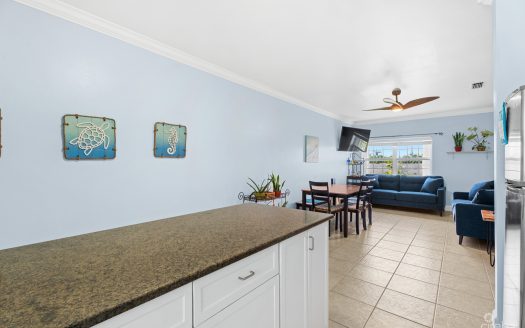 UPDATED 2-BEDROOM CONDO IN SILVER OAKS, GEORGE TOWN!