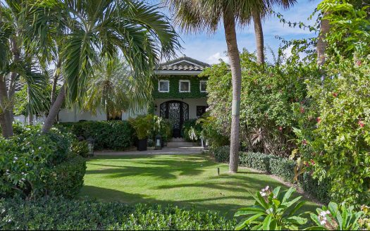 GOVERNORS HARBOUR OCEANFRONT HOME