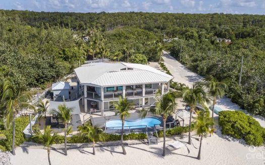 A WAVE FROM IT ALL – FULLY RENO’D 4 BED OCEANFRONT