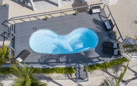 A WAVE FROM IT ALL – FULLY RENO’D 4 BED OCEANFRONT