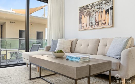 HARBOUR WALK 202 | 1 BED + DEN | CORNER UNIT