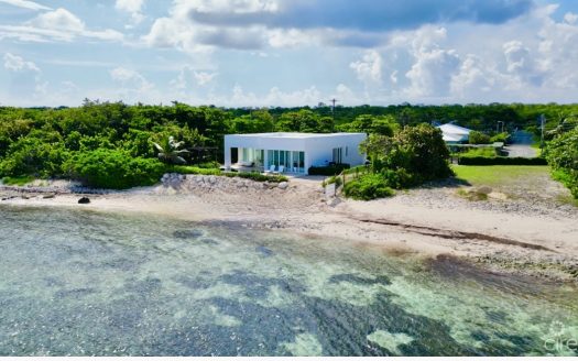 SEASIDE HIDEAWAY – FULLY RENOVATED BEACHFRONT GEM