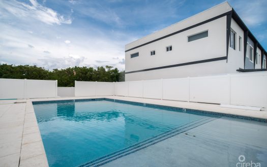 ACROSS FROM BEACH–SOUTH SOUND–3BED/3.5BATH TOWNHOUSE–FENCED YARD–THE MANTRAS