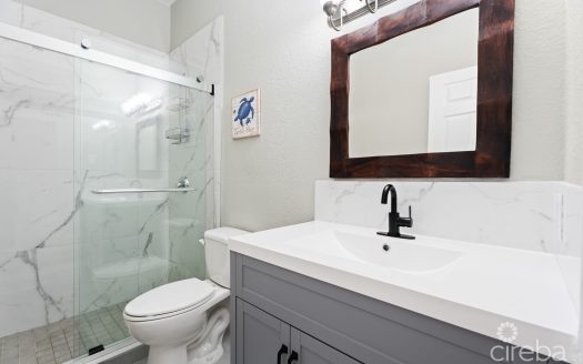 SPACIOUS 3 BEDROOM APARTMENT IN SOUTH SOUND!