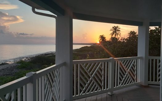 CAYMAN BRAC OCEAN FRONT HOME