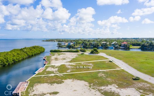 HARBOUR REACH 0.38 ACRE, NORTH SOUND FACING