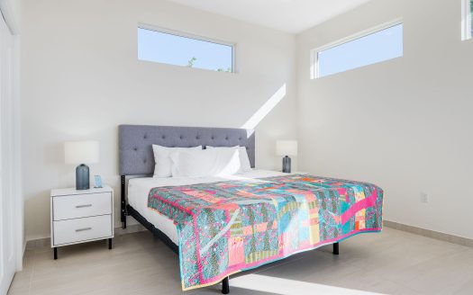 SOUTHSIDE SEAFRONT VILLA