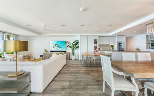 TIDES 102, EXCLUSIVE BEACHFRONT VILLA
