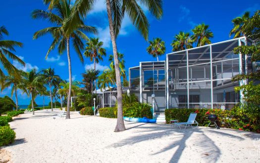 POOLS OF THE KAI – BEACHFRONT OASIS IN RUM POINT
