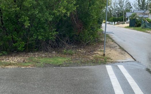 NORTH SOUND ESTATES CANAL LOT