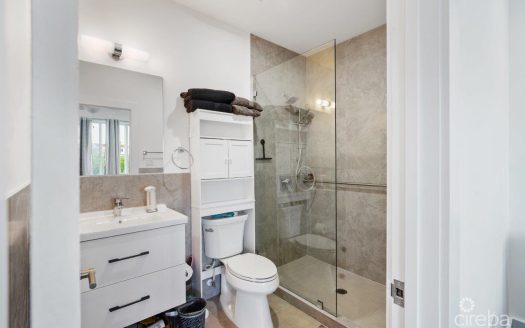 MANTRAS 2 BED MODERN CLOSE TO THE BEACH