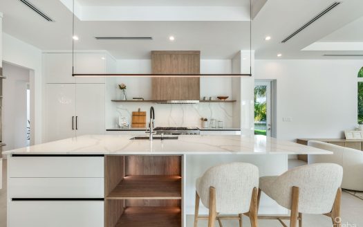 VISTA DEL MAR | A REIMAGINED WATERFRONT ESTATE