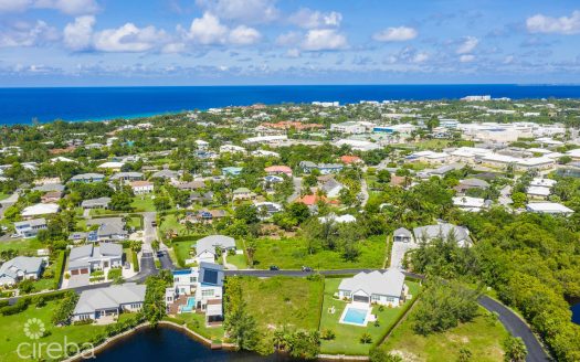 THE LAKES 0.38 ACRE, FLOOR PLANS INCLUDED