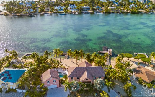 PIECES OF EIGHT – RARE 200 FT BEACHFRONT ESTATE, CAYMAN KAI / RUM POINT