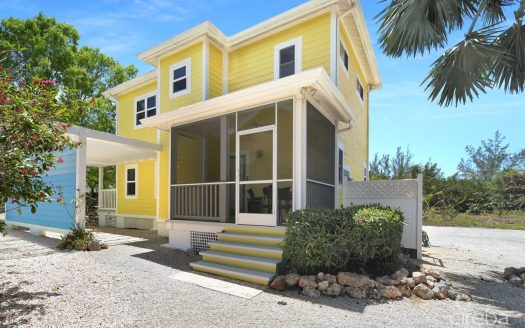 SEACLIFF YELLOW LOCATED IN COTTAGE