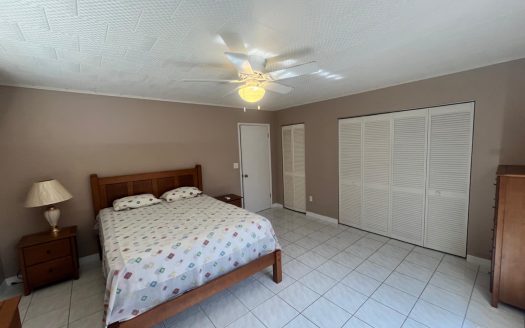 PLOVER CRESCENT RETREAT