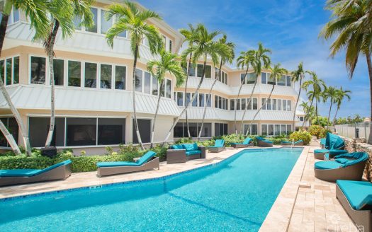 POINSETTIA CONDO SEVEN MILE BEACH