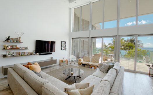 TIDES BEACHFRONT RESIDENCE