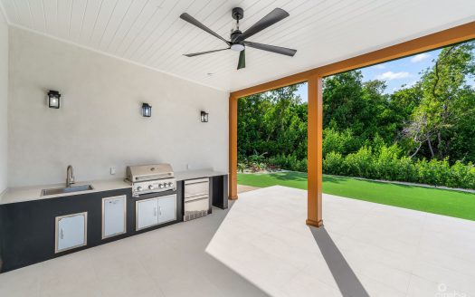 BEL AIR DR, SOUTH SOUND – CUSTOM NEW BUILD