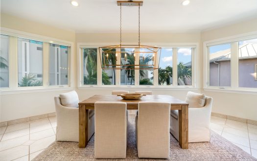 POINSETTIA PENTHOUSE B7, SEVEN MILE CORRIDOR