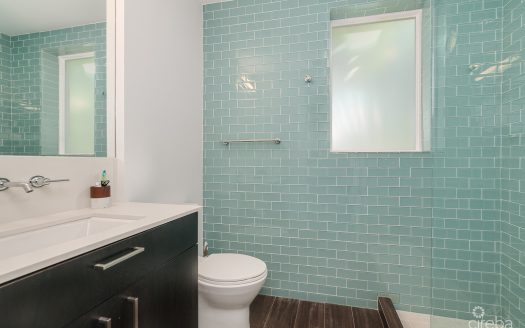 #201 CYPRESS POINTE NORTH – CANAL FRONT CONDO