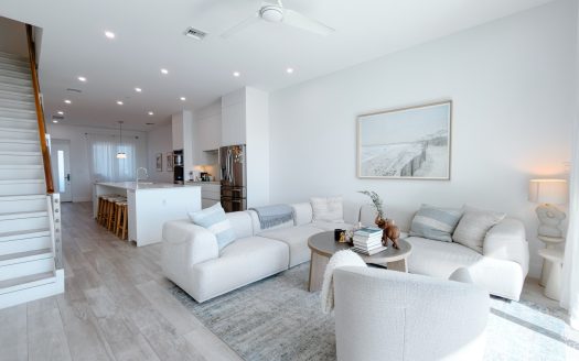 AURA TOWNHOUSE 2 BED PLUS DEN