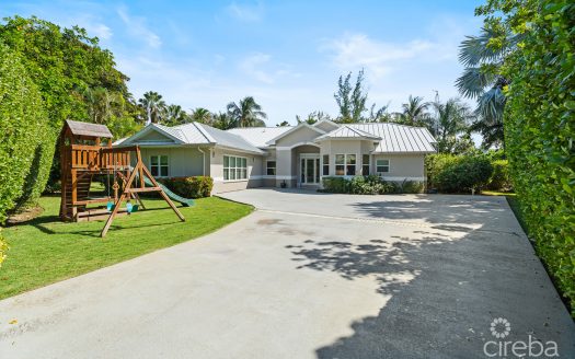 JACARANDA COURT 35, SOUTH SOUND HOME