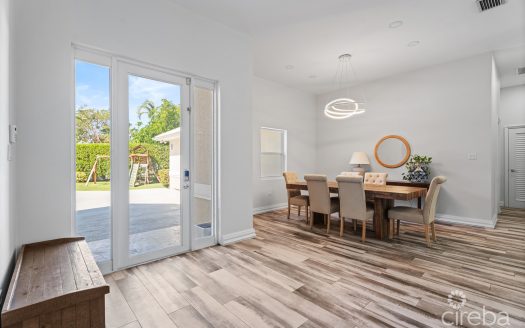 JACARANDA COURT 35, SOUTH SOUND HOME