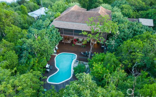 BESPOKE BALI-STYLE JUNGLE RETREAT