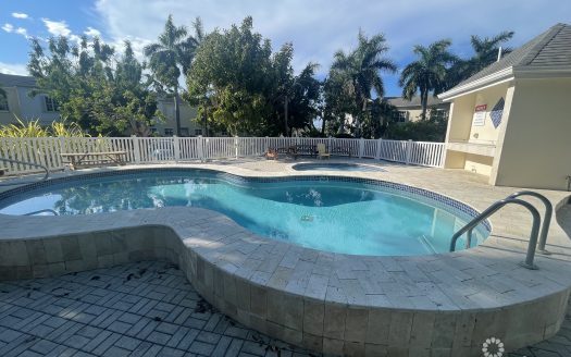2 BED 2.5 BATH END UNIT – HOPE SPRINGS – GEORGE TOWN
