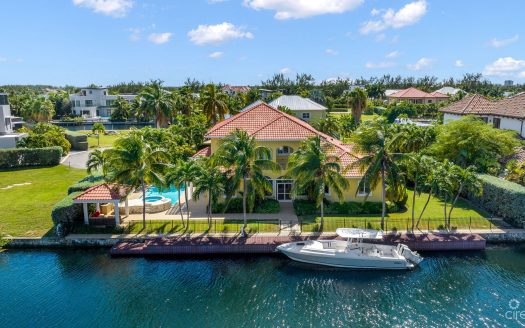 61 HOYA QUAY CRYSTAL HARBOUR