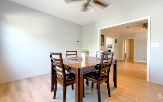 WEST BAY FAMILY HOME WITH POOL