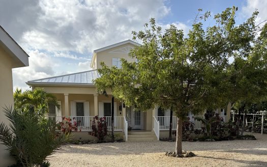 SOUTHSIDE HOME AND BLUFFSIDE COTTAGE